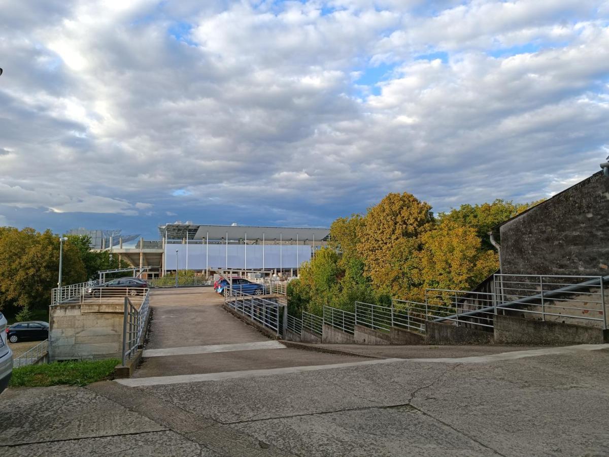 Arena Apartment Osijek Exterior photo